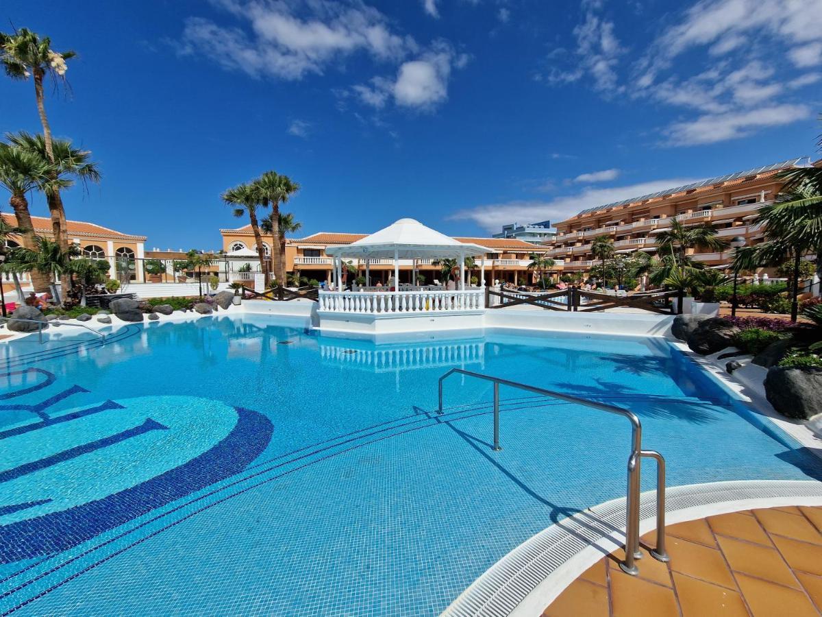 Exclusive Penthouse Playa Vistas 4 Close To The Sea And Beach, Aircondition For A Fee, Wifi, Terrace, Heated Pool